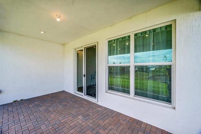 Building Photo - 9060 Remy Ln