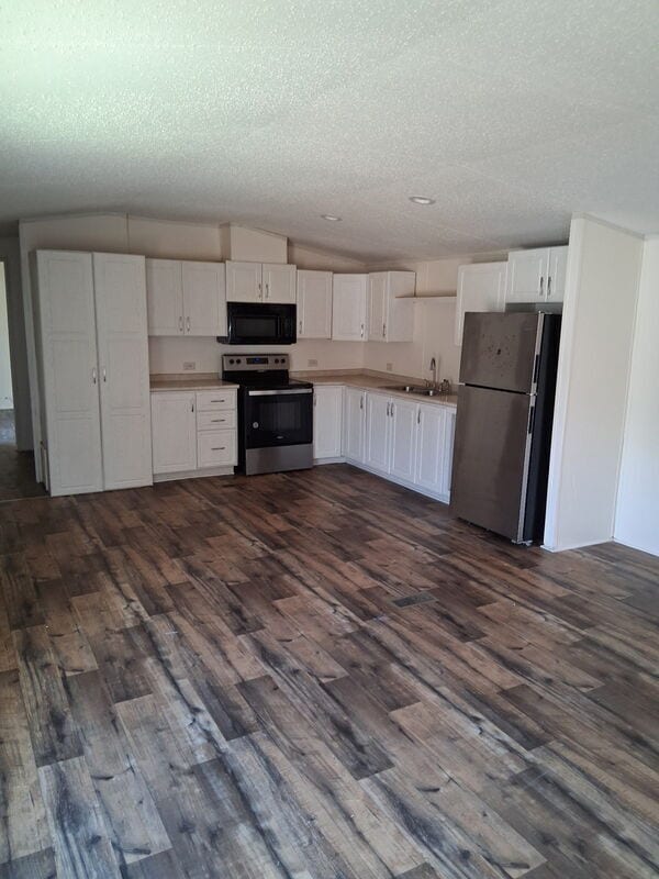 Building Photo - 94 Lone Pine Ln