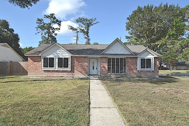 Building Photo - 23331 Birnam Wood Blvd