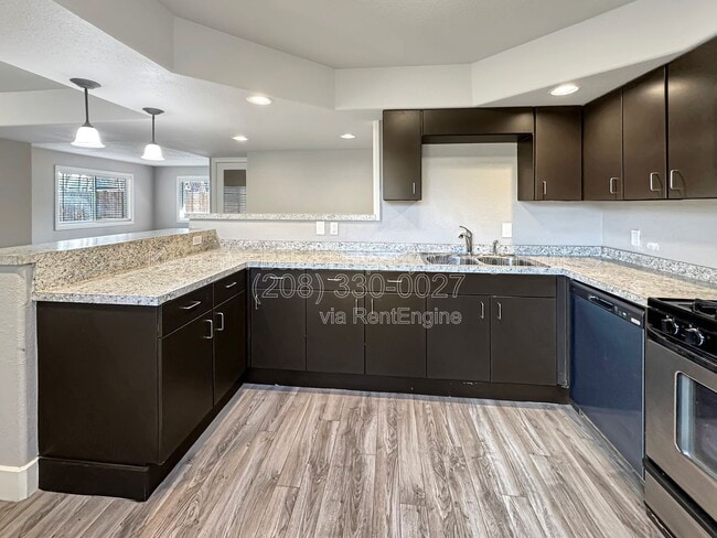 Building Photo - 10331 Utahna Rd