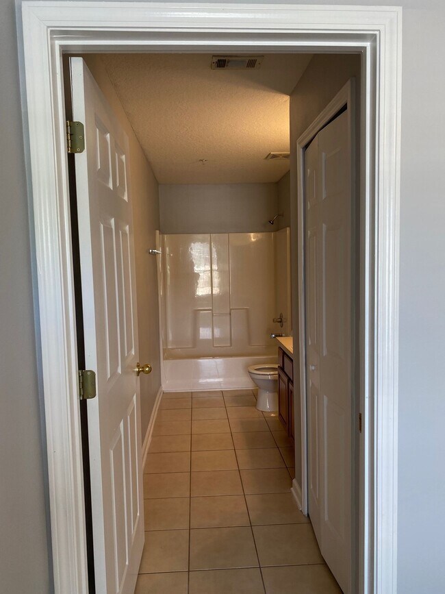 Building Photo - 5101 Playpen Dr