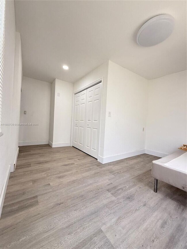 Building Photo - 2460 NW 61st St