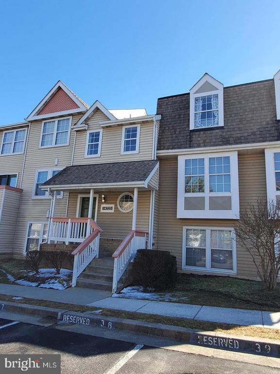 Building Photo - 14225 Jib St