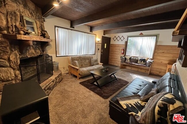 Building Photo - 42534 La Placida Ave