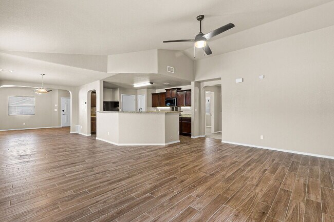 Building Photo - "Charming 3-Bed, 2-Bath Oasis on Dust Storm Lane – Spacious 1,596 Sq Ft Home in El Paso!"