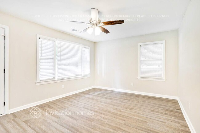 Building Photo - 329 Mount Zion Rd