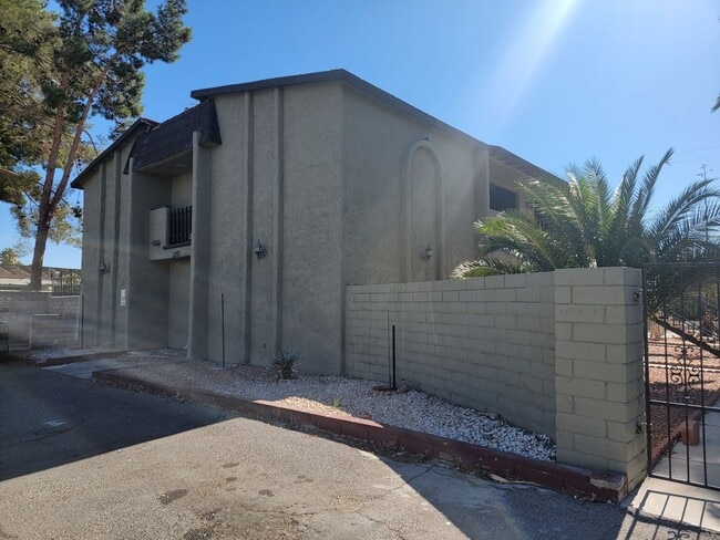 Building Photo - 1773 E Harmon Ave