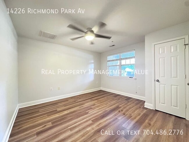 Building Photo - 14226 Richmond Park Ave