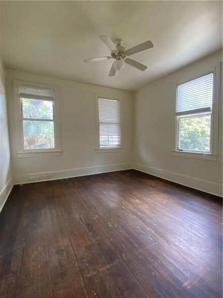 Building Photo - 2127 Octavia St