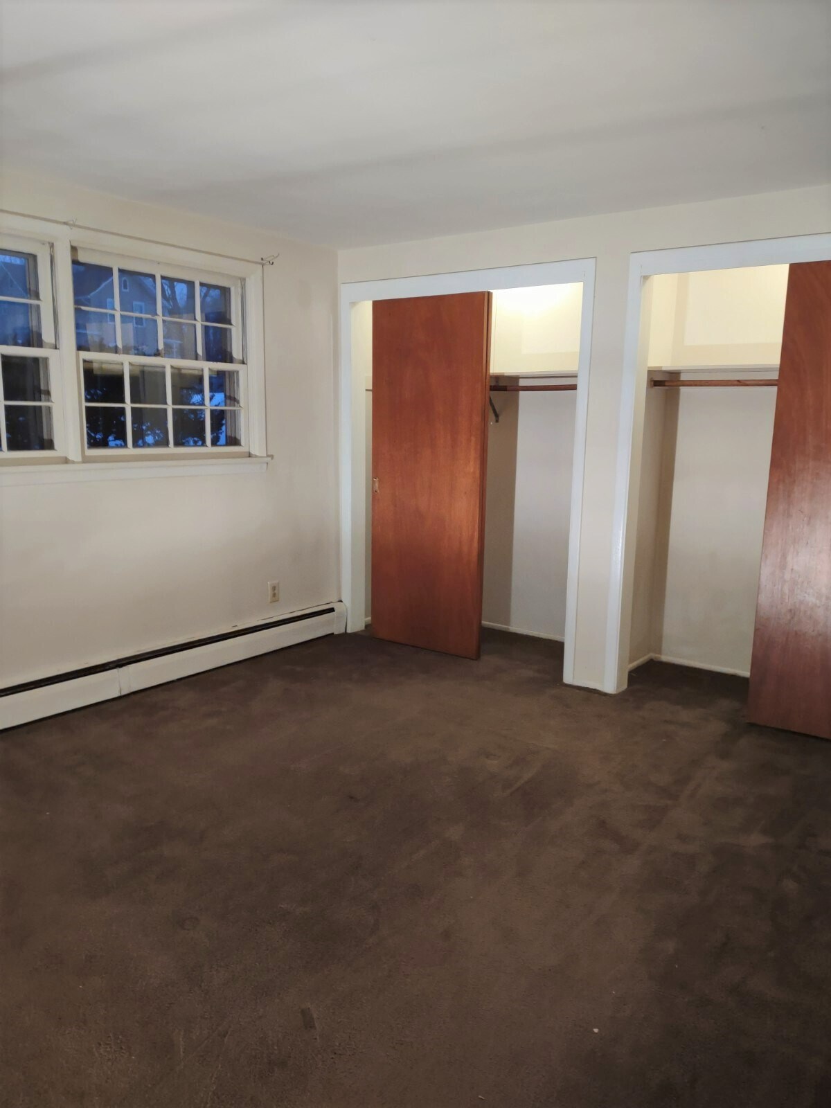 Bedroom - 4187 Lake Ave
