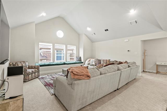 Building Photo - 315 Chandan Wy