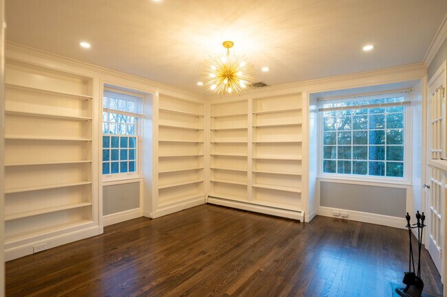 Building Photo - 36 Puddingstone Ln