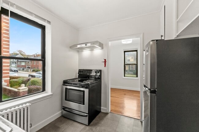 Building Photo - 38-40 Cedar St