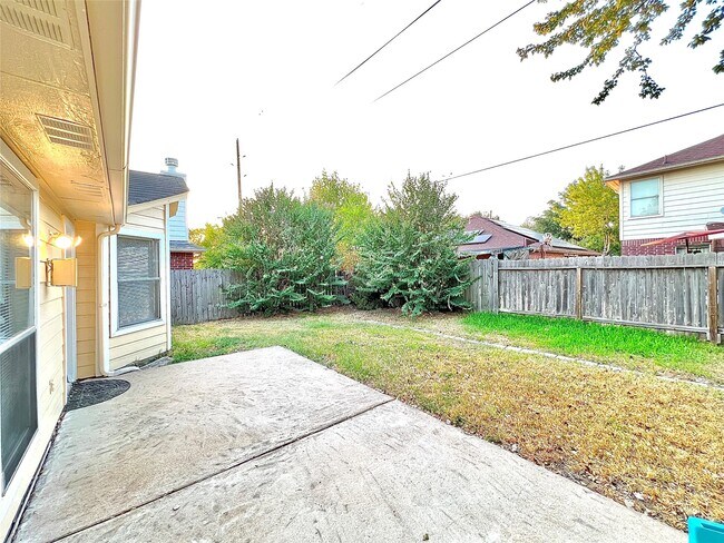Building Photo - 21106 Rushing Creek Ln