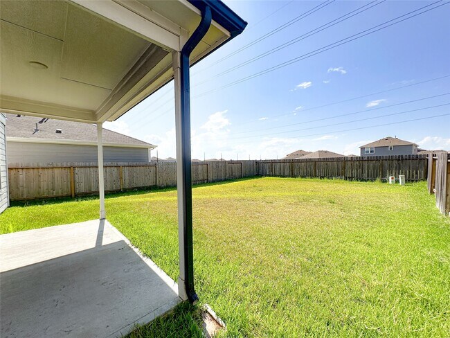 Building Photo - 23926 Escardilla Dr