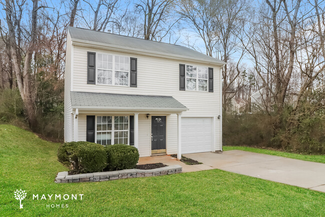 Building Photo - Charming Two-Story Home in Charlotte, NC