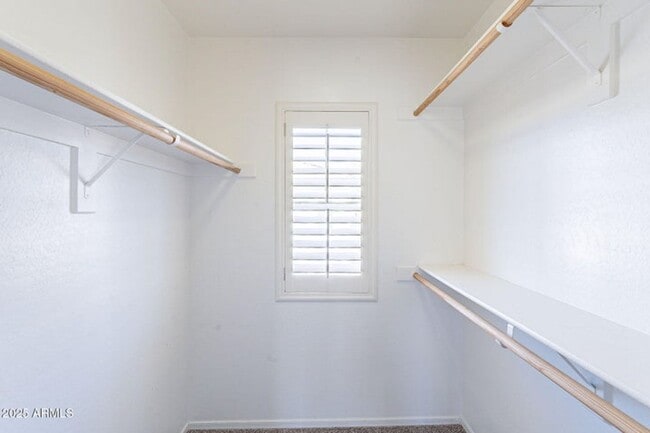 Building Photo - Lifestyle and convenience all in one!