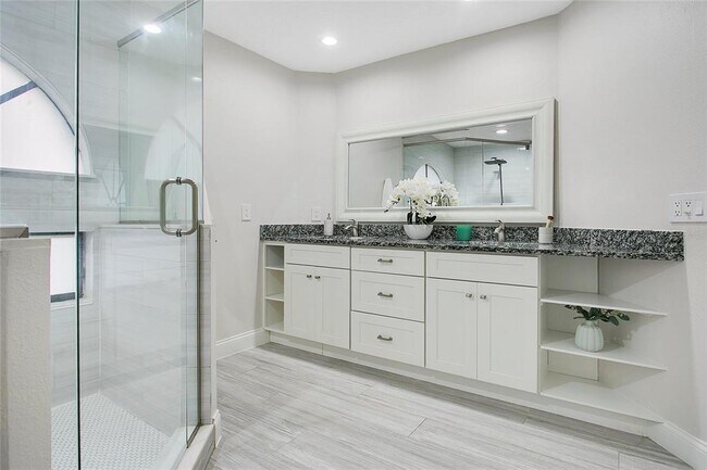 Building Photo - 1227 Salerno Ct