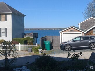 Building Photo - 36 Bayside Ave