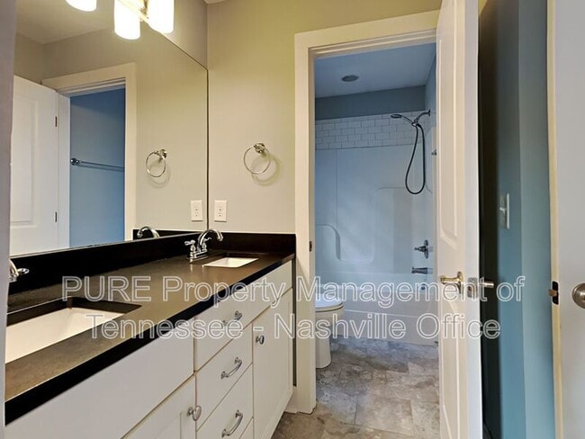 Building Photo - 1714B McKinney Ave