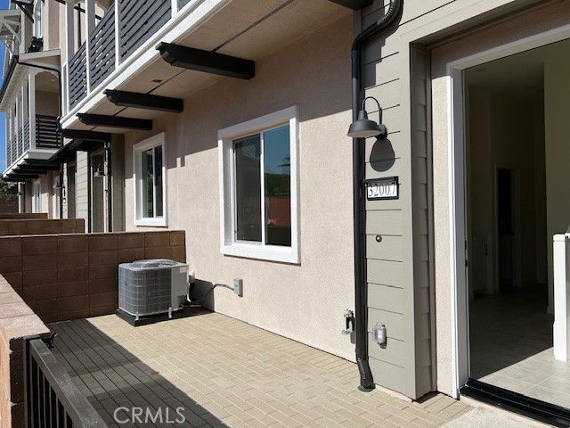 Building Photo - 32007 P.º Deriva