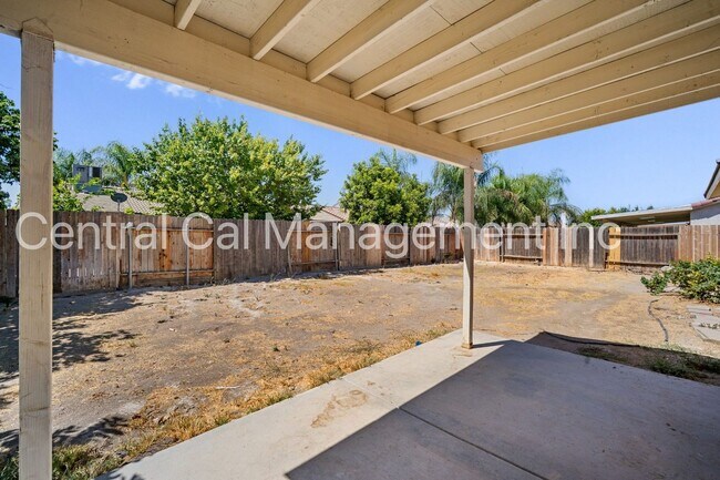 Building Photo - 5029 Trabuco Canyon Dr
