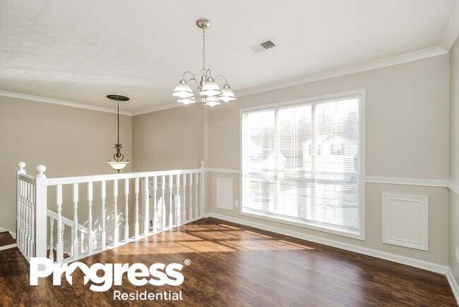 Building Photo - 2526 Riverwood Spg
