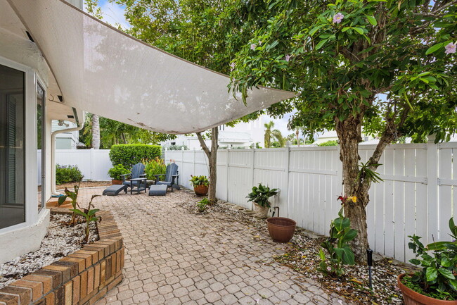 Building Photo - 10 Sailfish Ln