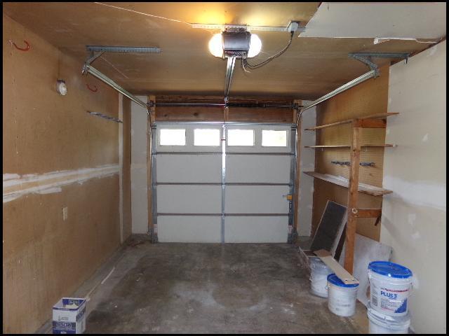 Building Photo - 3915 St James Ct