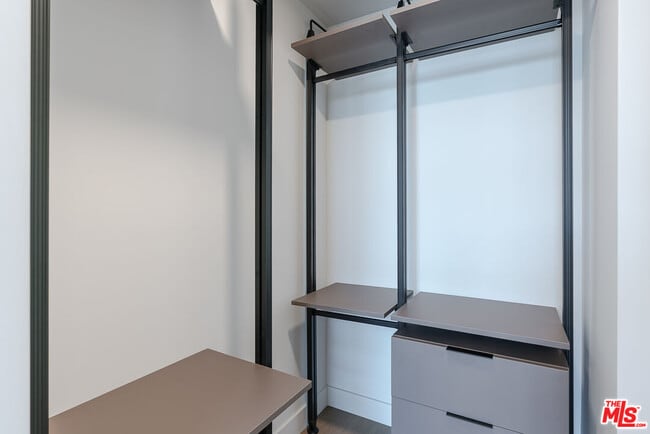 Building Photo - 10601 Washington Blvd