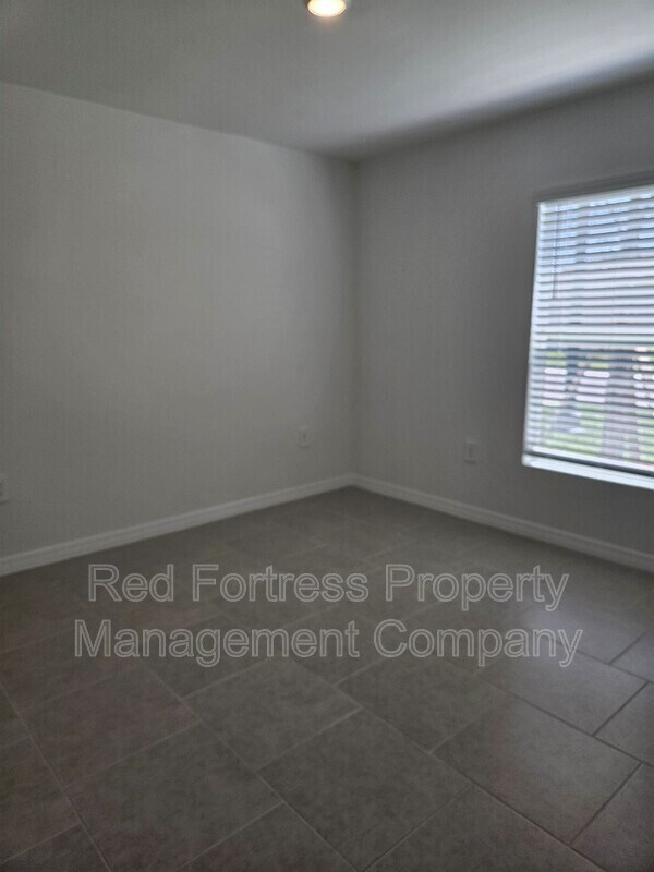 Building Photo - 17633 Paradiso Wy