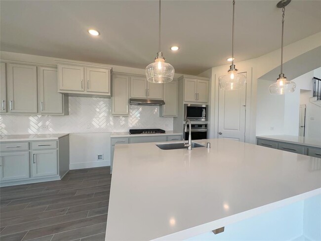 Building Photo - 14926 Mossycup Spur Wy