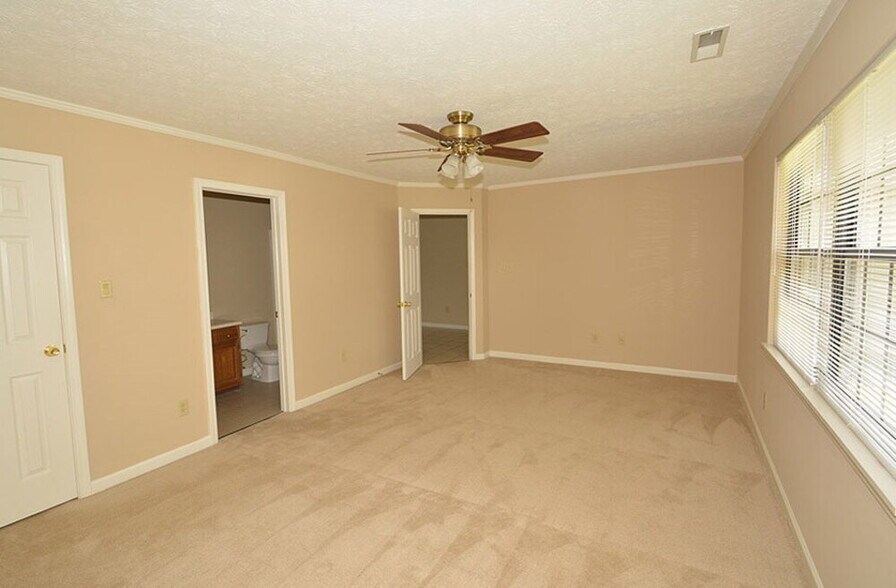 Building Photo - 5510 Allison Way
