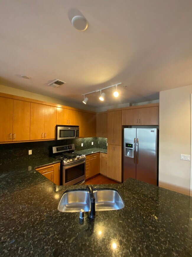 Building Photo - 5501 DeMarcus Blvd