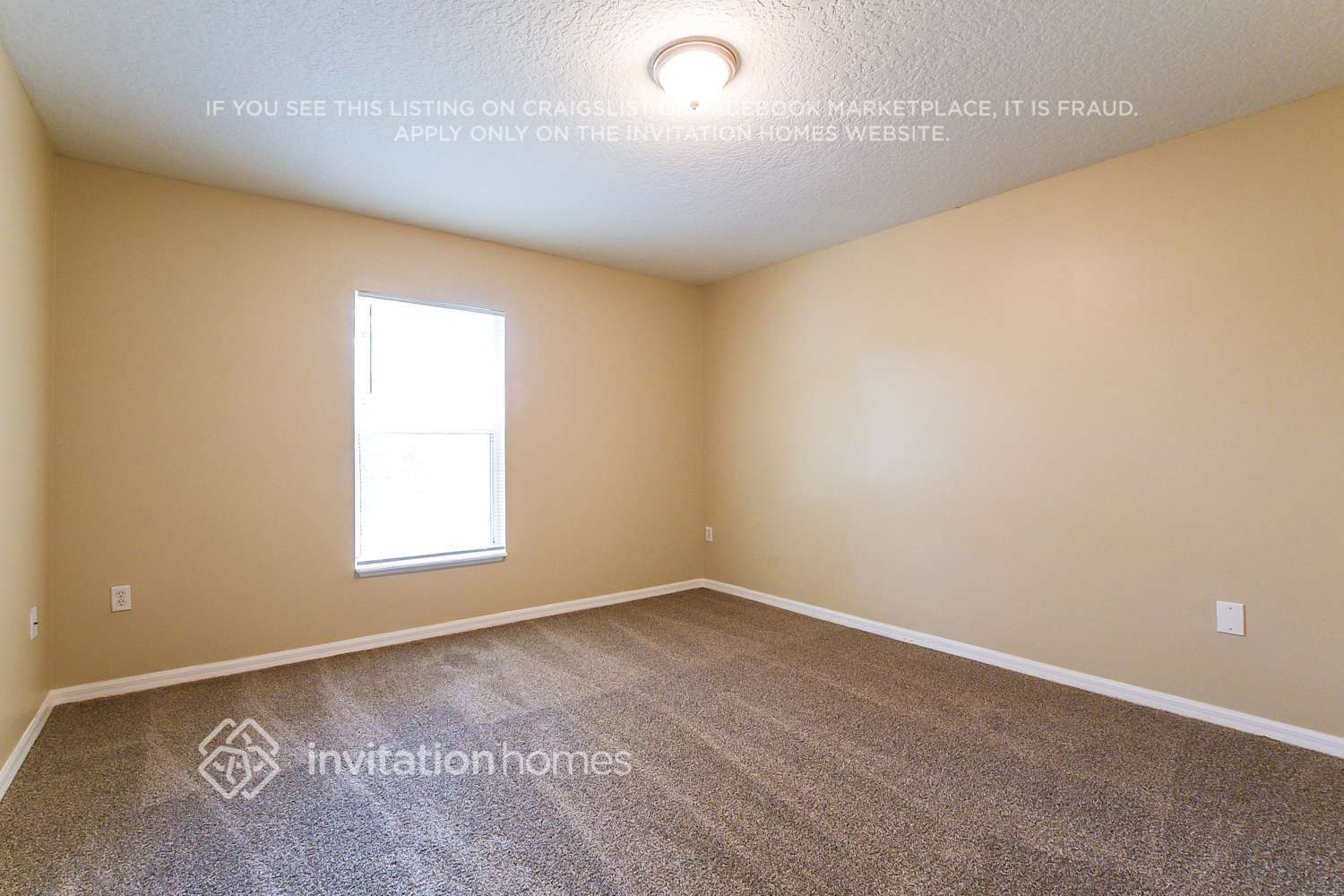 Building Photo - 1150 S Cooper Dr