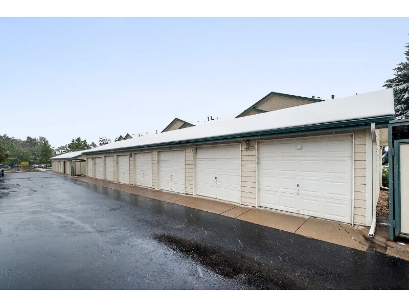 Building Photo - 3002 W Elizabeth St