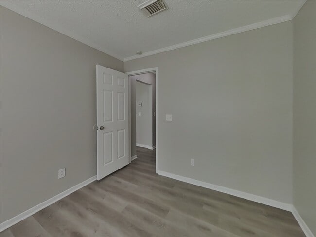Building Photo - 13830 Keyworth Dr