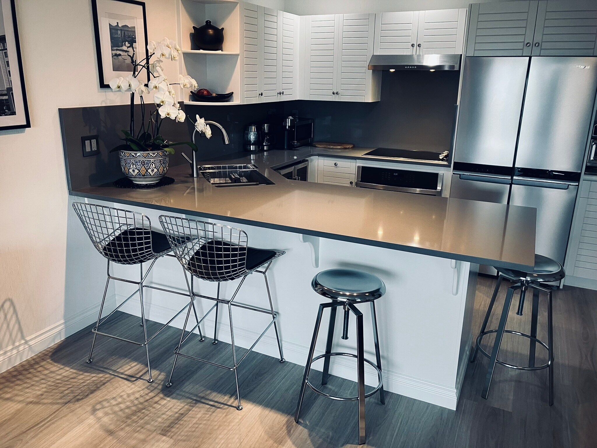Large Countertop - 2698 Spyglass Dr