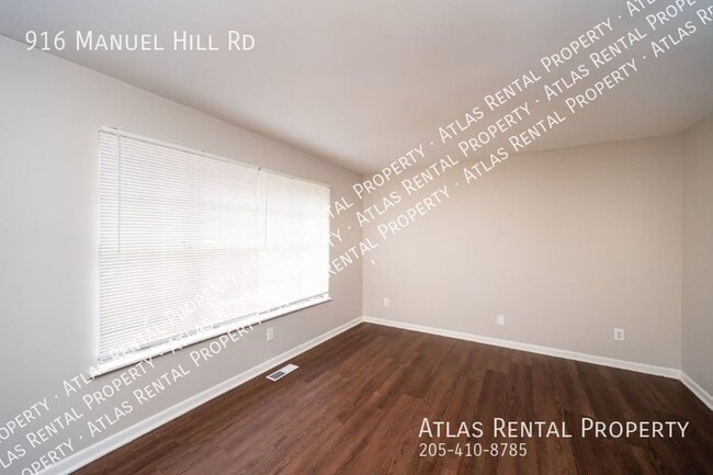 Building Photo - 916 Manuel Hill Rd