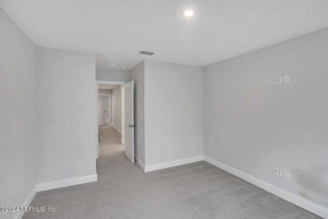 Building Photo - 14116 Sterely Ct S