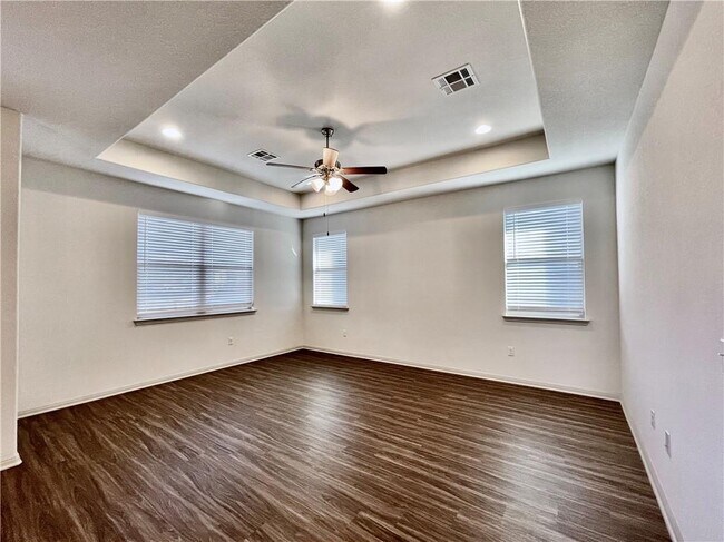 Building Photo - 18301 Calasetta Dr
