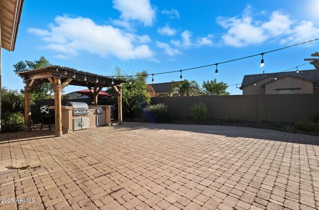 Building Photo - 25914 N 49th Ln