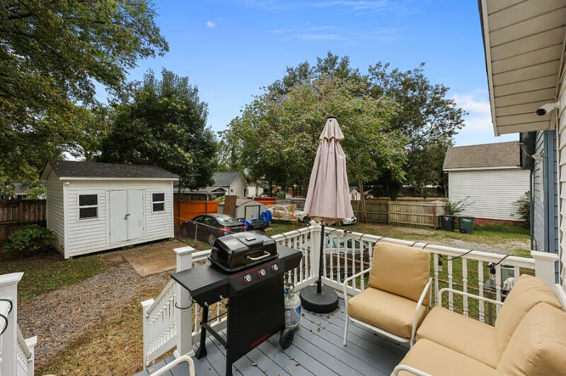 Building Photo - 105 McGill Ave NW