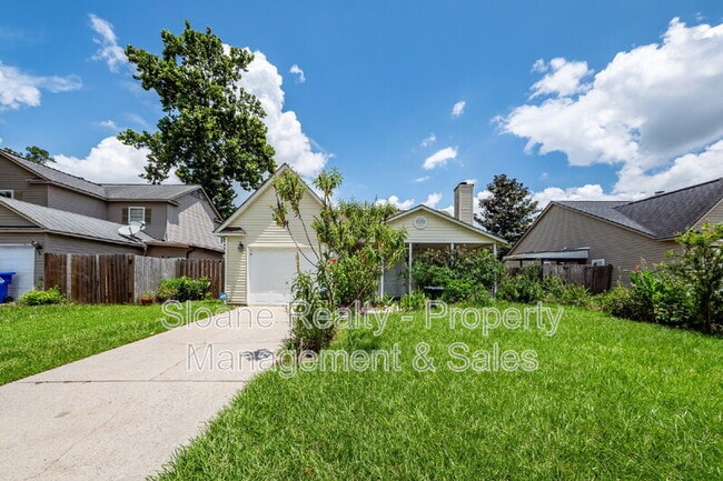 Building Photo - 5212 Elba Dr