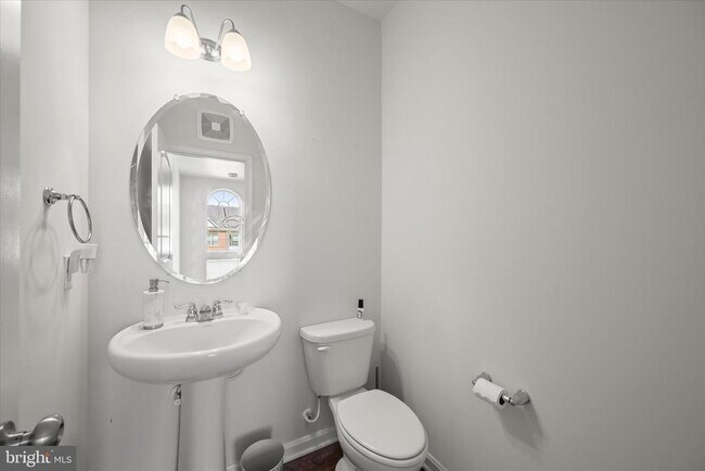 Building Photo - 9411 Geaton Park Pl