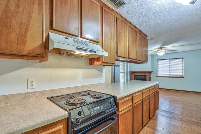 Building Photo - 1609 Willow Bend Way