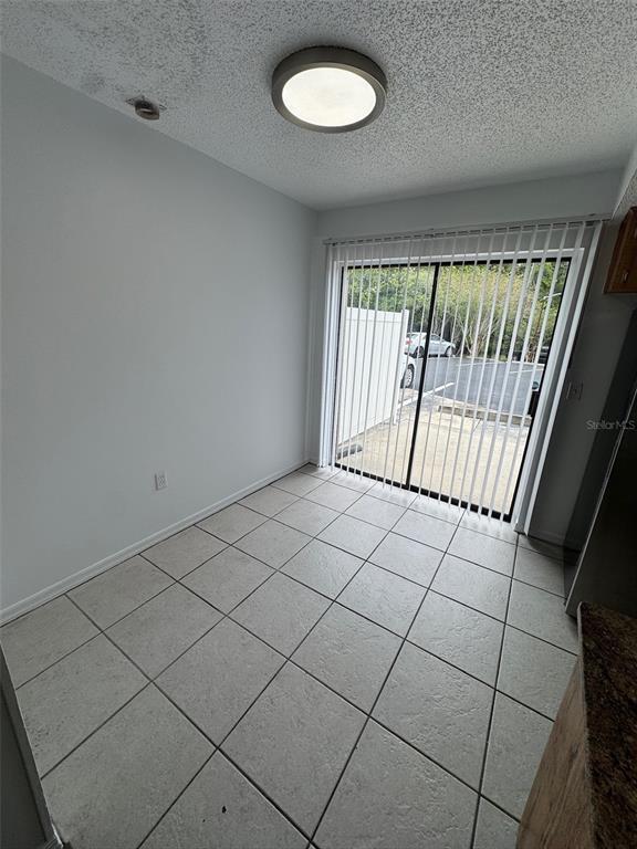 Building Photo - 1409 NE 17th Ave