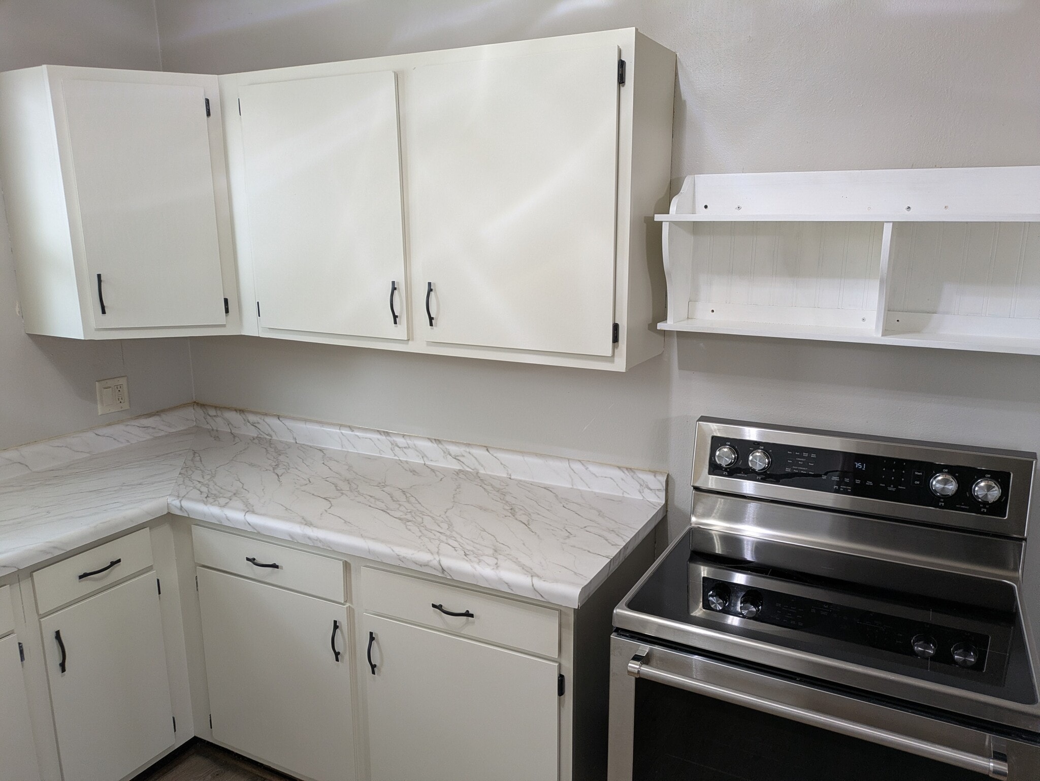 Kitchen - 331 Park St