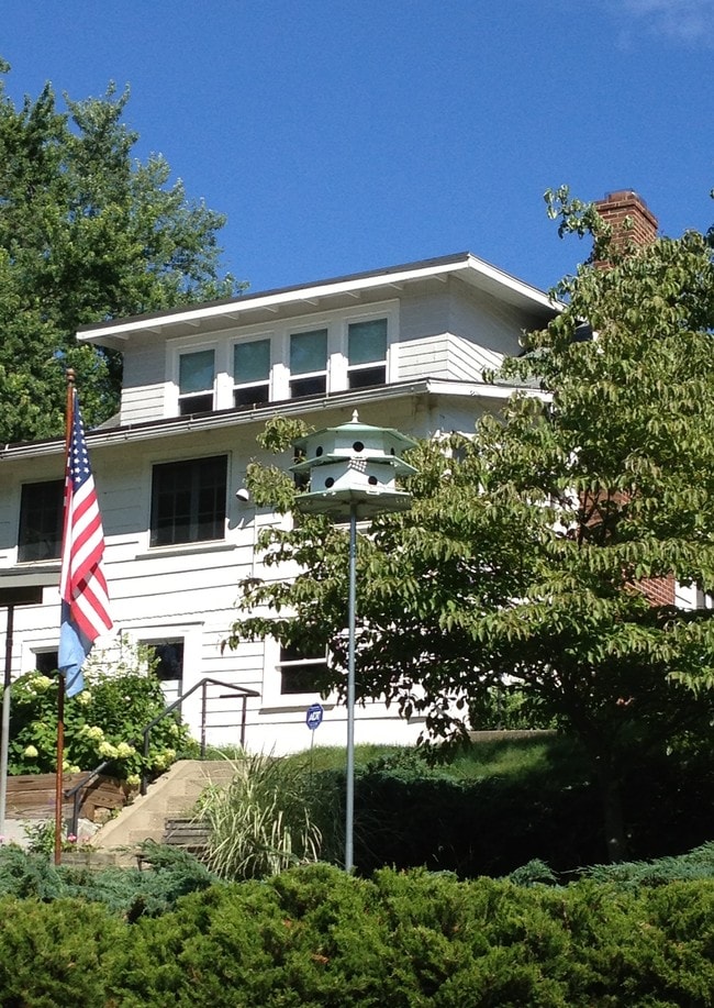 Building Photo - 3676 Portage Point Blvd