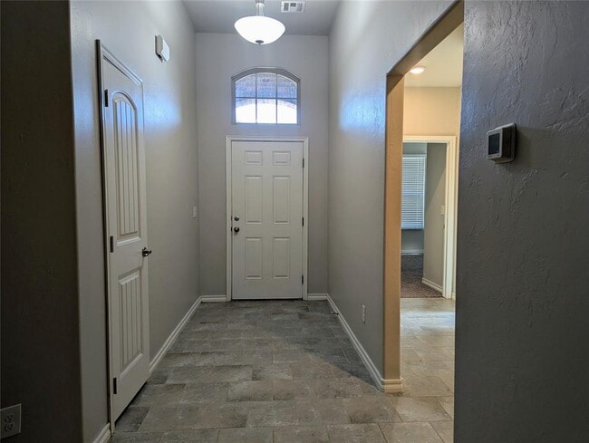 Building Photo - 13733 The Brook Blvd